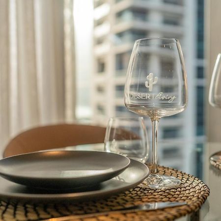 Desert Living Luxury Condo - Jumeirah Living Marina Gate Dubai Bagian luar foto