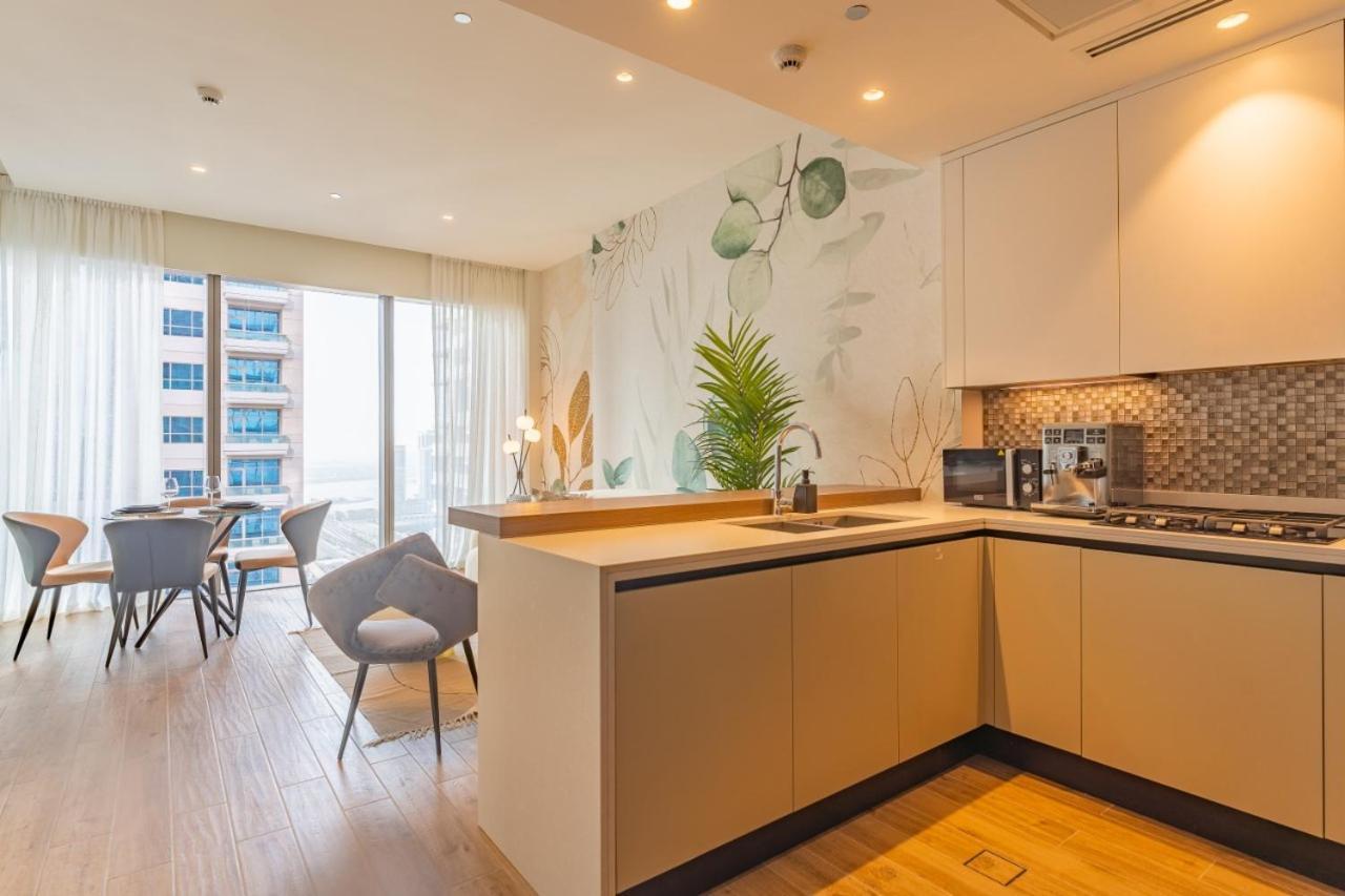 Desert Living Luxury Condo - Jumeirah Living Marina Gate Dubai Bagian luar foto