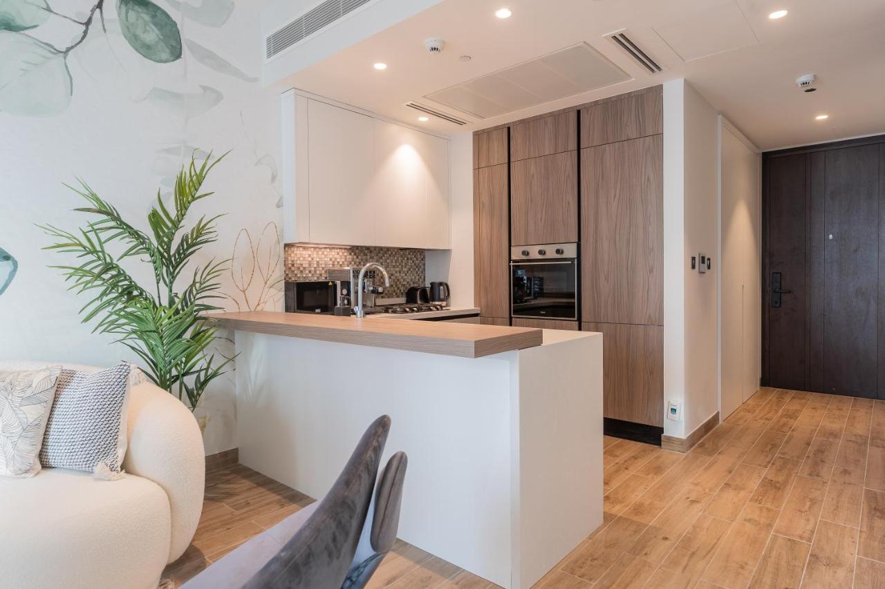 Desert Living Luxury Condo - Jumeirah Living Marina Gate Dubai Bagian luar foto
